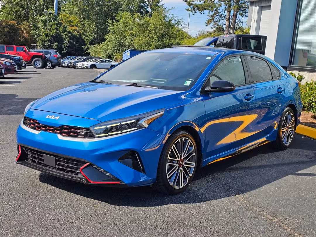 2023 Kia Forte GT - Image 3
