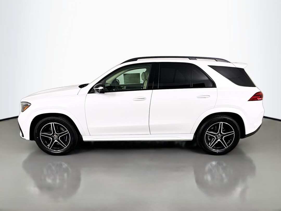 2026 Mercedes-Benz GLE GLE 450 - Image 2