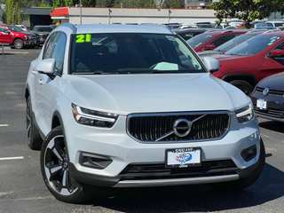 2021 Volvo Xc40 Momentum