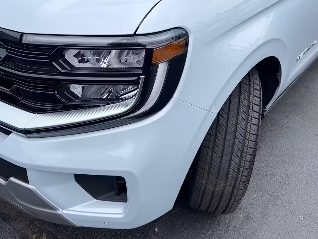 2026 Ford Expedition Max Platinum - Image 3