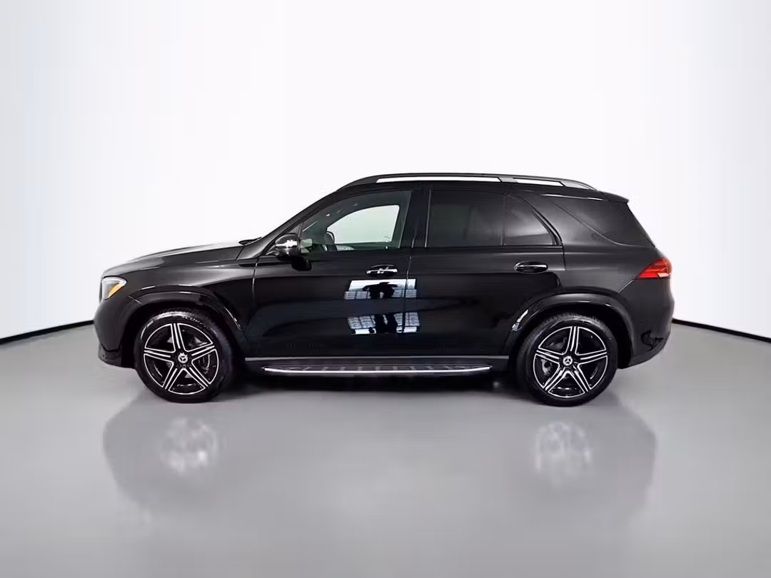 2026 Mercedes-Benz GLE 450 - Image 2