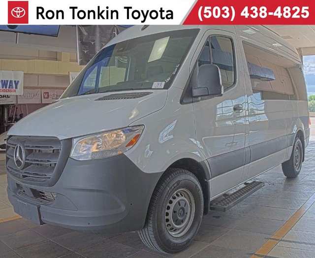 2024 Mercedes-Benz Sprinter 2500 Passenger 144 WB
