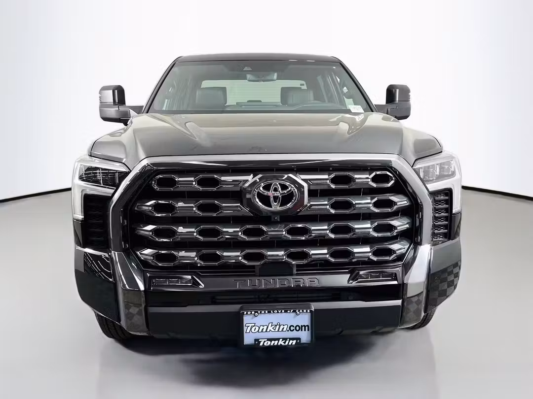 2026 Toyota Tundra Hybrid Platinum - Image 2