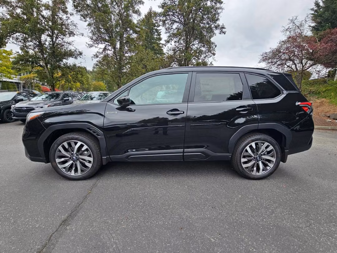 2026 Subaru Forester Touring Hybrid - Image 2