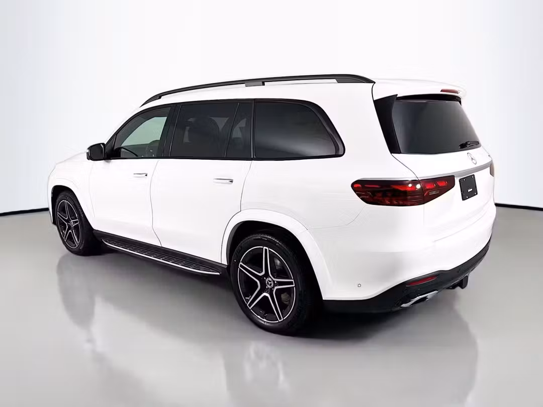 2026 Mercedes-Benz GLS GLS 450 - Image 3