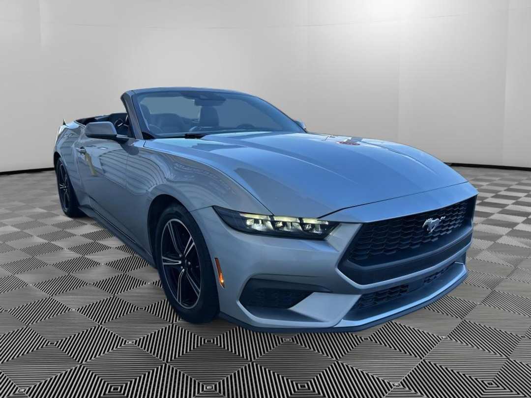 2025 Ford Mustang EcoBoost Premium - Image 3