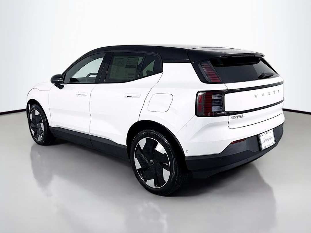 2026 Volvo Ex30 Twin Motor Performance Ultra - Image 3