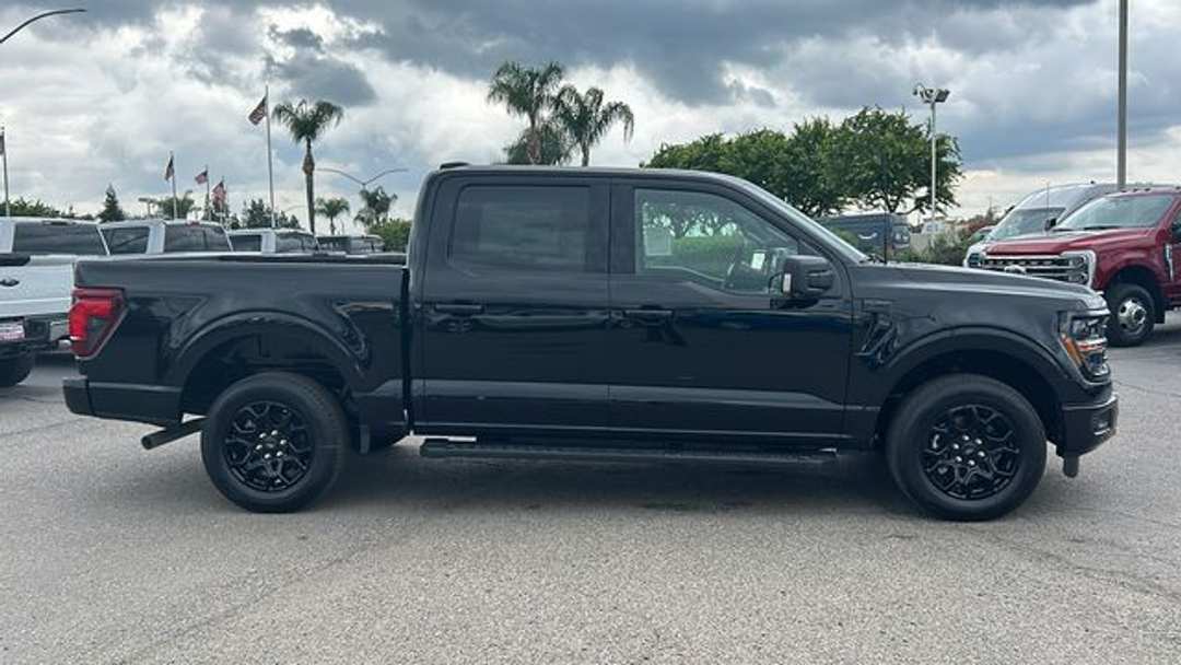 2026 Ford F-150 XLT - Image 2