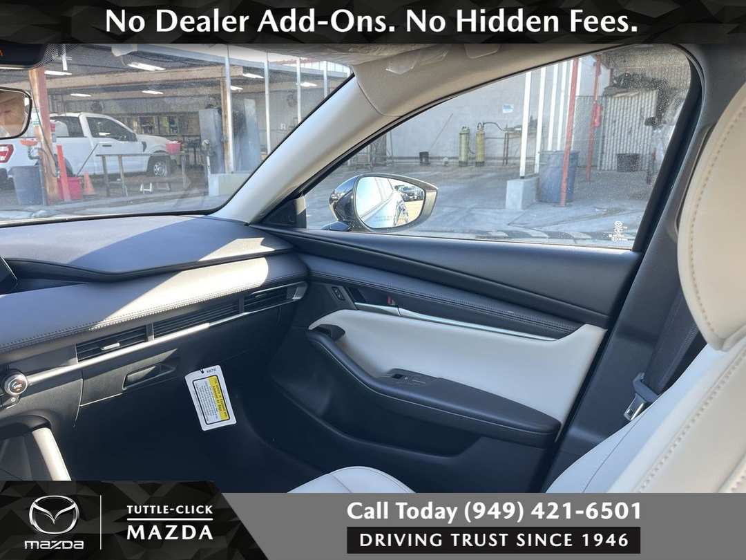 2026 MAZDA Mazda3 2.5 S Preferred - Image 3
