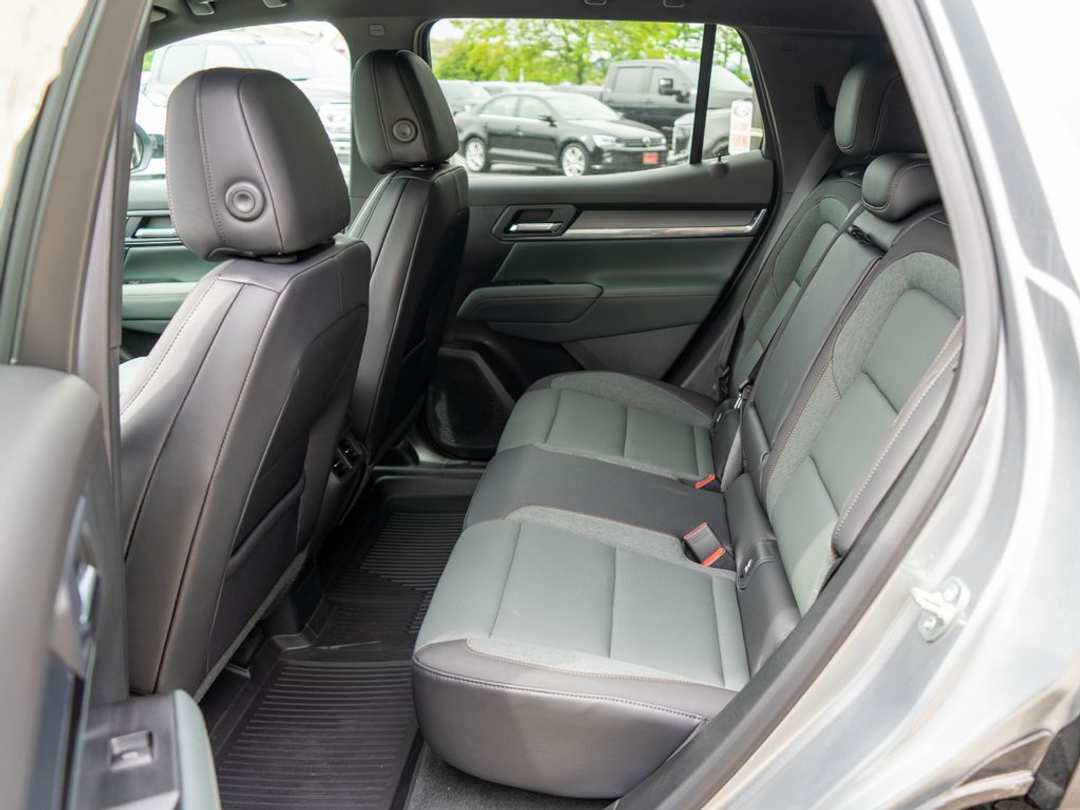 2026 GMC Terrain AT4 - Photo 11