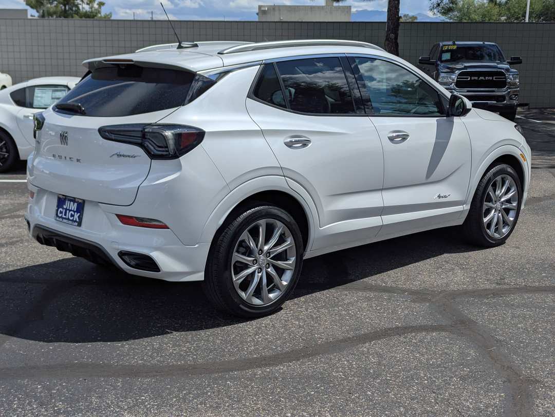 2024 Buick Encore Gx Avenir - Image 2