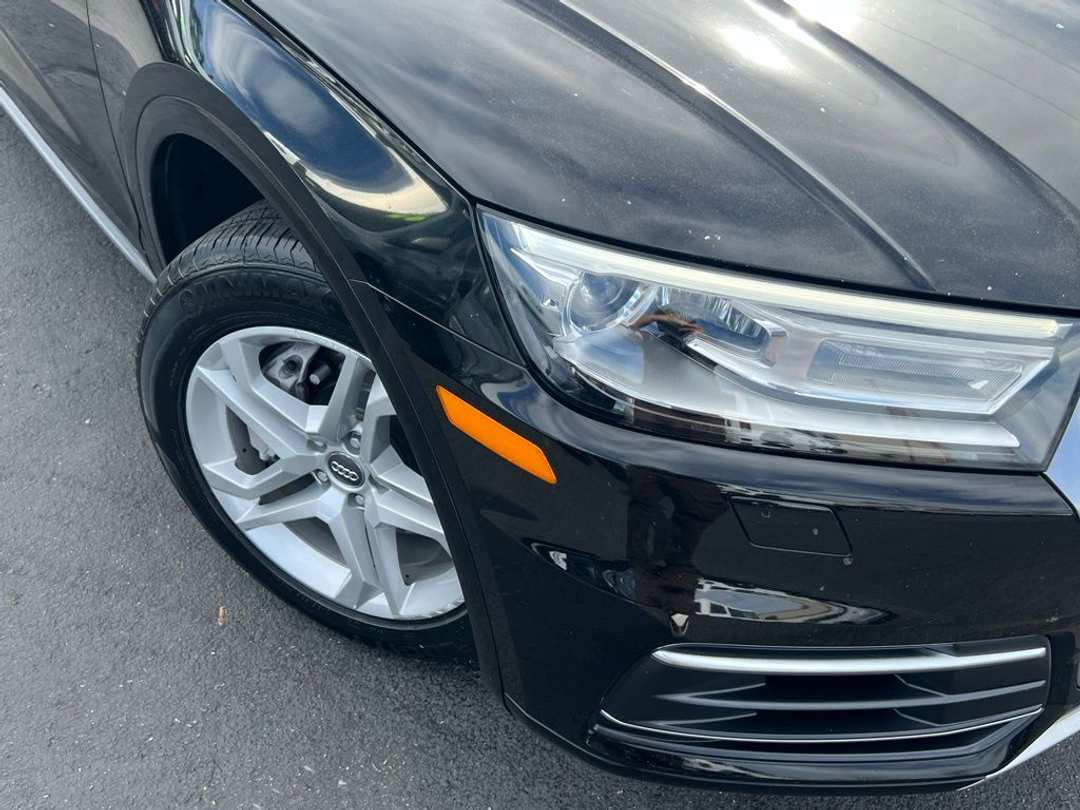 2018 Audi Q5 2.0T Premium - Image 2