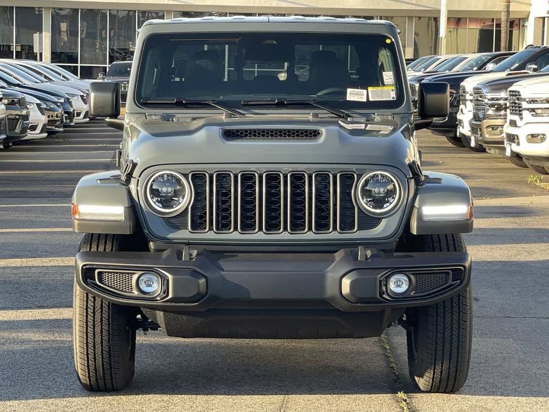 2026 Jeep Gladiator Sport S - Image 2