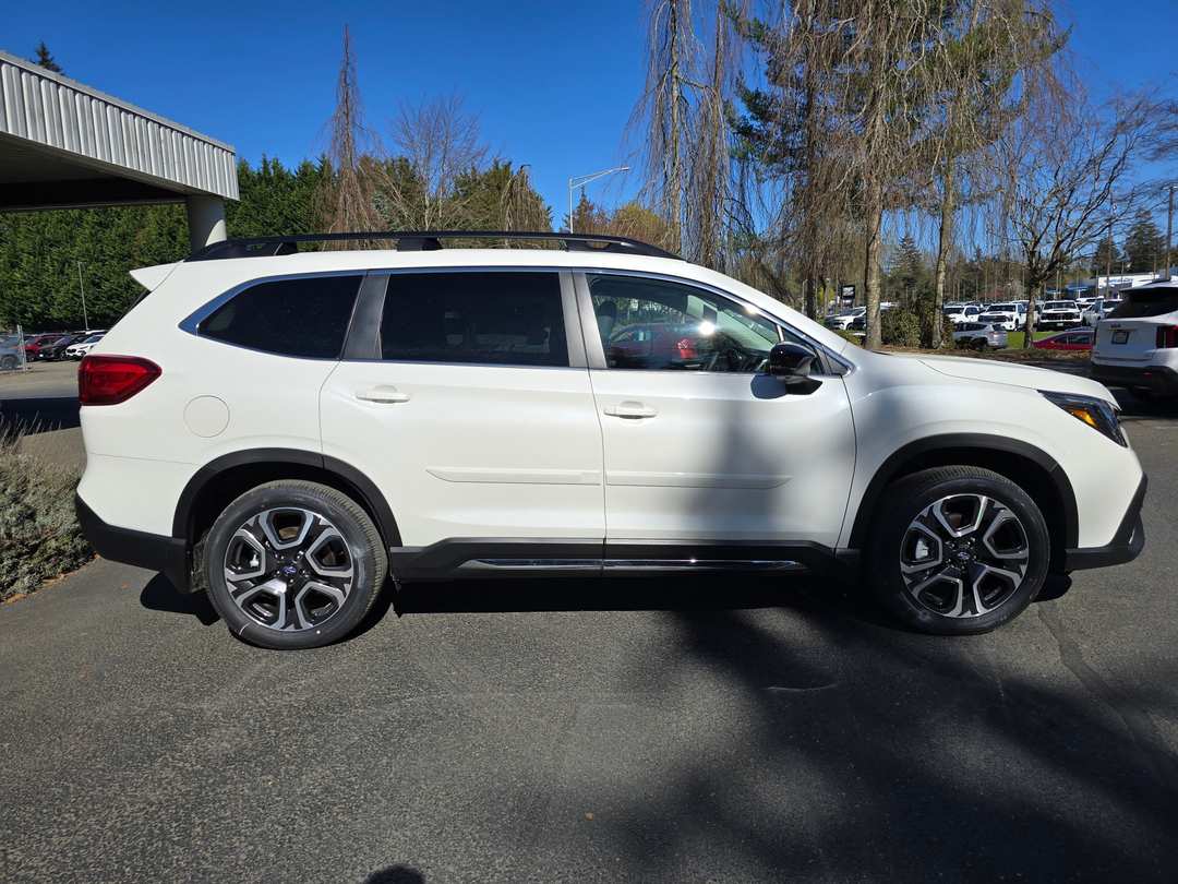 2026 Subaru Ascent Limited - Image 3