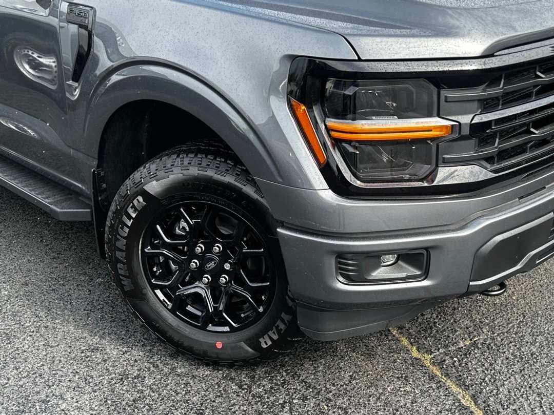 2026 Ford F-150 XLT - Image 2