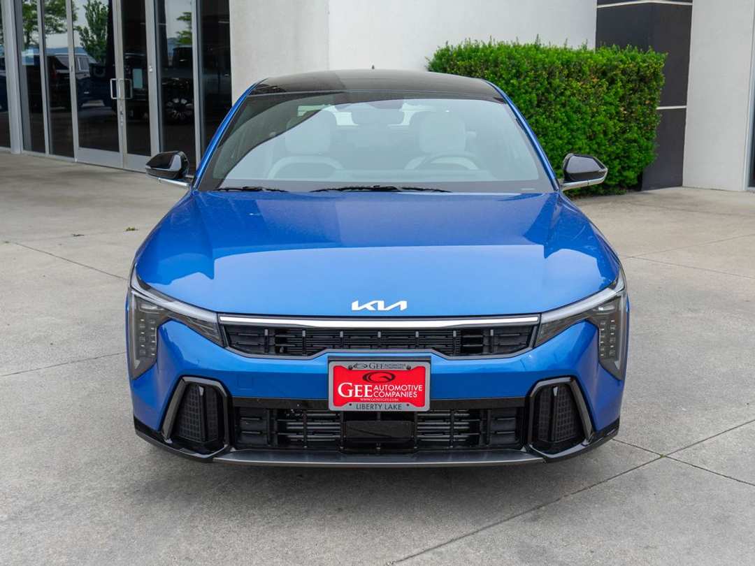 2026 Kia K4 GTLine Turbo - Image 2