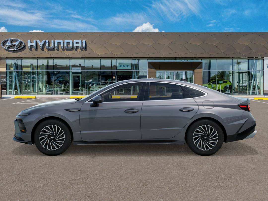 2026 Hyundai Sonata Hybrid SEL - Image 3