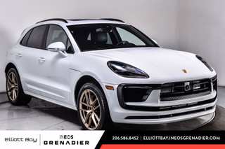 2023 Porsche Macan Base