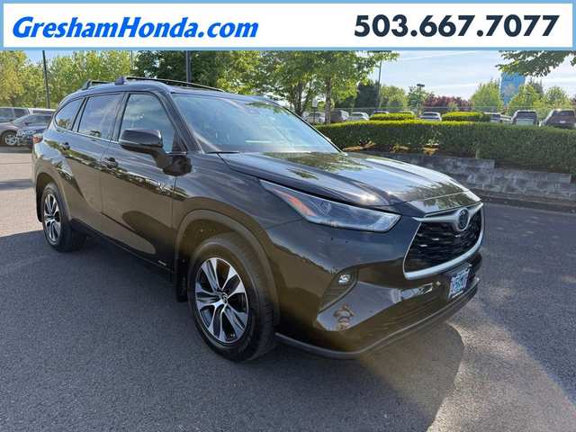 2021 Toyota Highlander Hybrid XLE