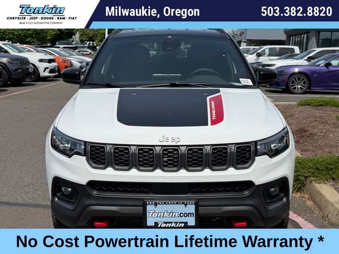 2026 Jeep Compass Trailhawk - Image 3