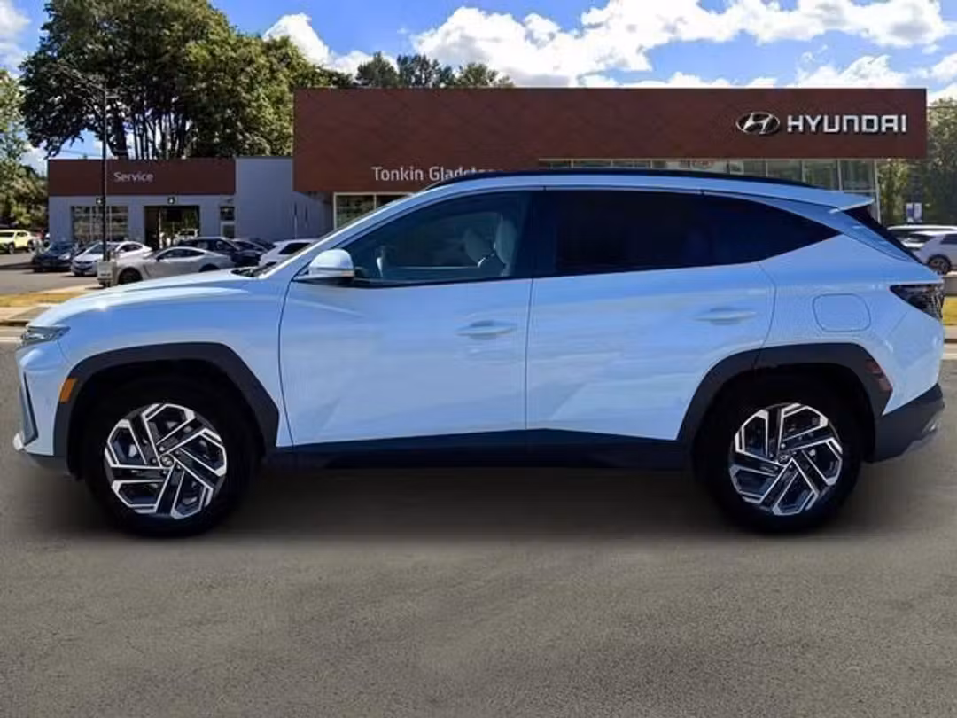 2026 Hyundai Tucson Plug-In Hybrid Limited - Image 3