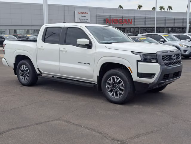 2027 Nissan Frontier SV