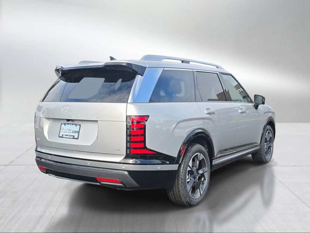 2027 Hyundai Palisade Hybrid Limited - Image 3