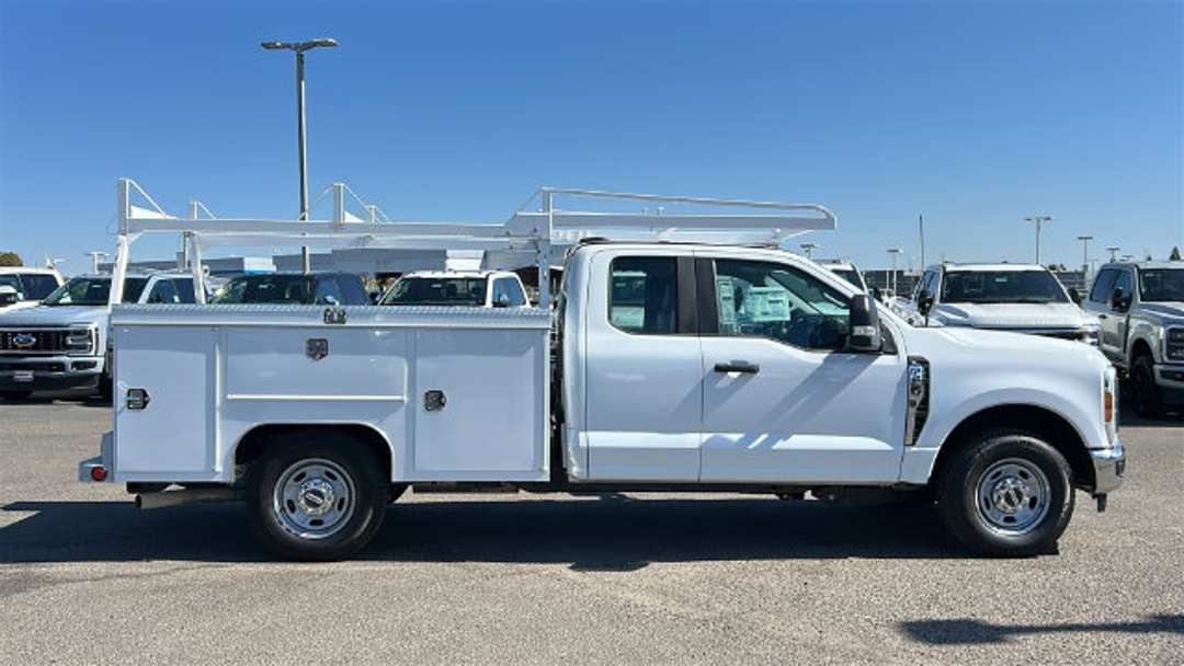 2026 Ford F-250Sd XL - Image 2