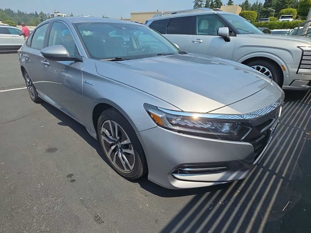 2019 Honda Accord Hybrid EXL - Image 2