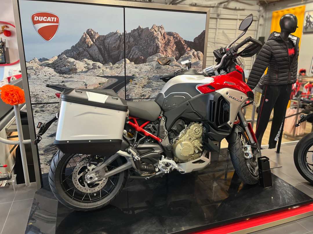 2027 Ducati Mts V4 Rally - Image 3