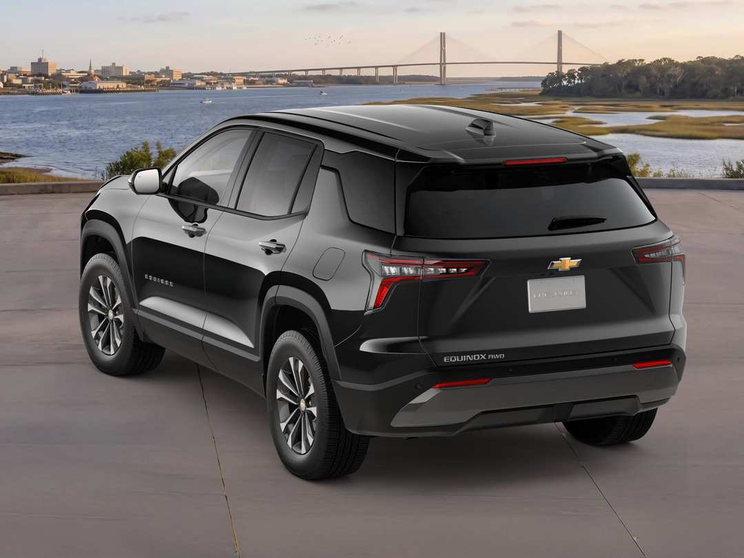 2027 Chevrolet Equinox LT - Image 2