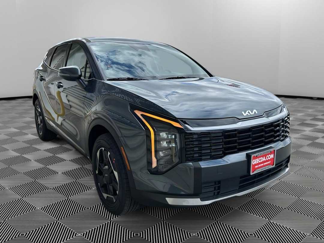 2026 Kia Sportage Hybrid S - Image 3