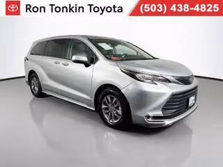 2021 Toyota Sienna XLE