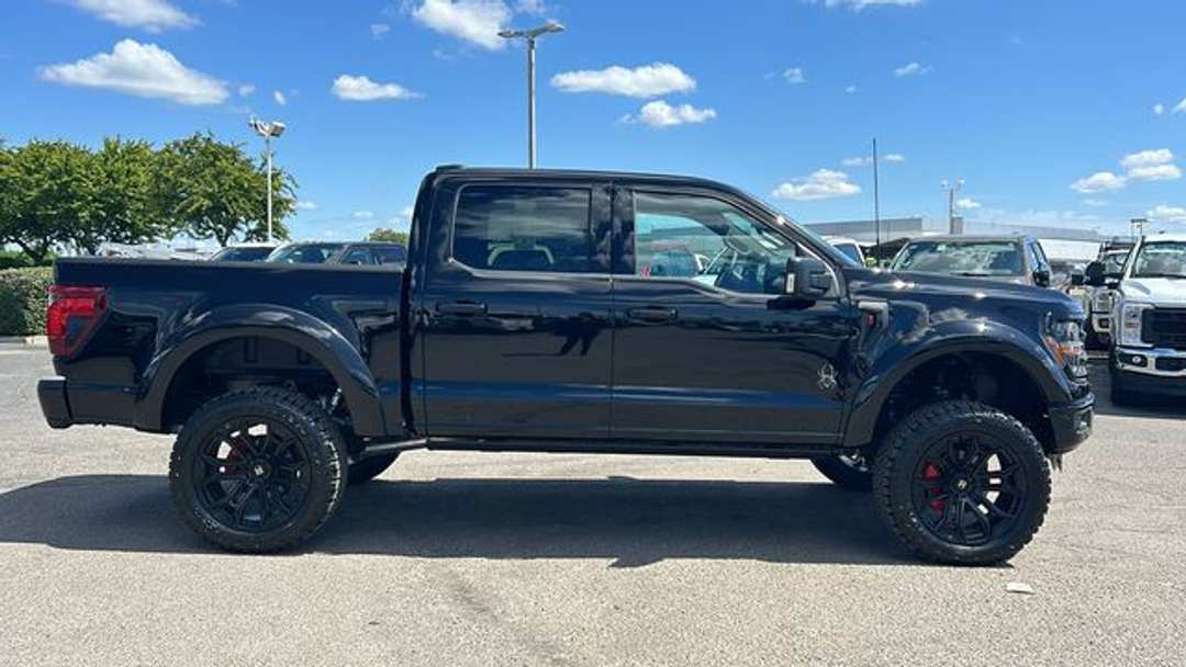 2026 Ford F-150 XLT - Image 2