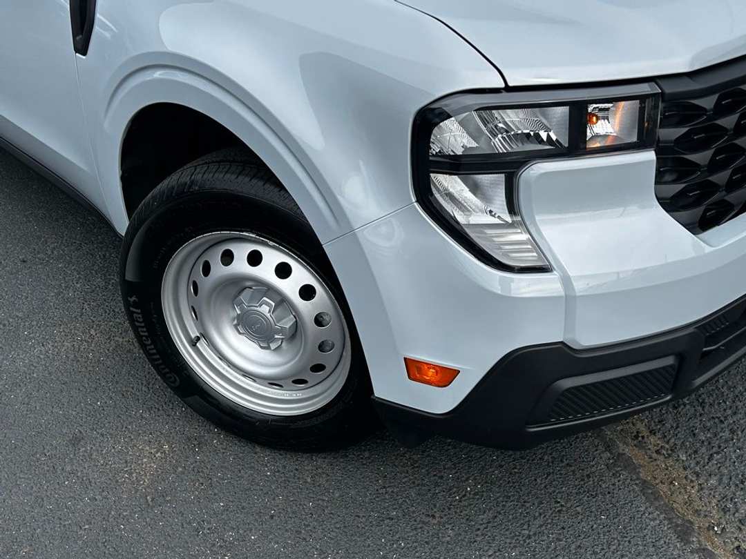 2026 Ford Maverick XL - Image 2