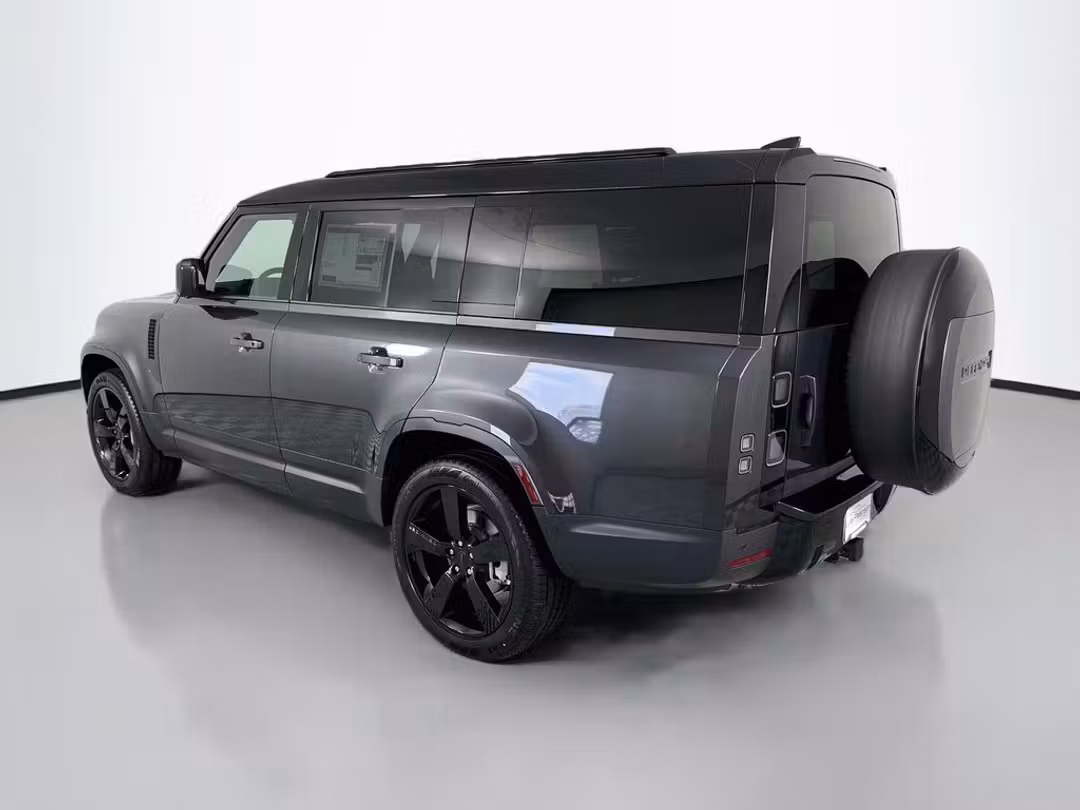 2026 Land Rover Defender 130 S - Image 3