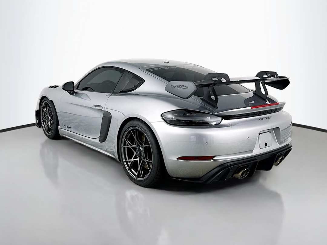 2025 Porsche 718 Cayman GT4 RS - Image 3
