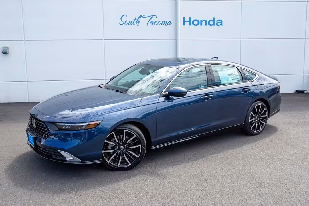 2026 Honda Accord Hybrid Touring - Image 2