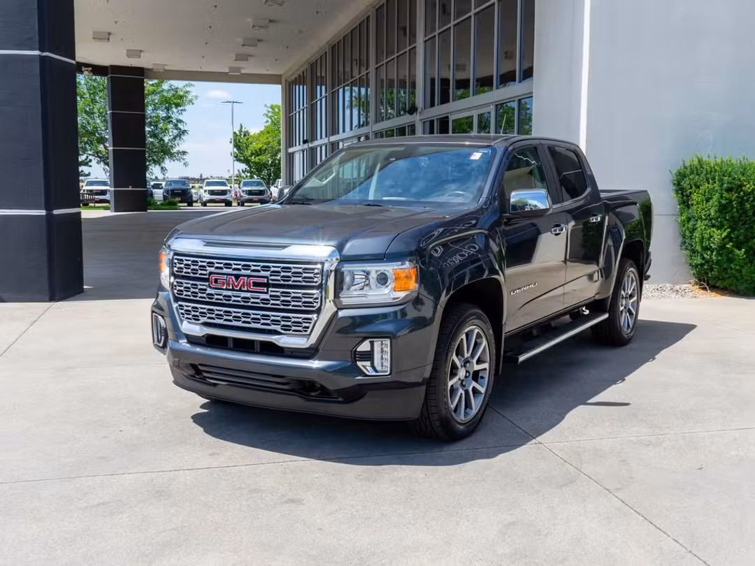 2021 GMC Canyon Denali - Image 3
