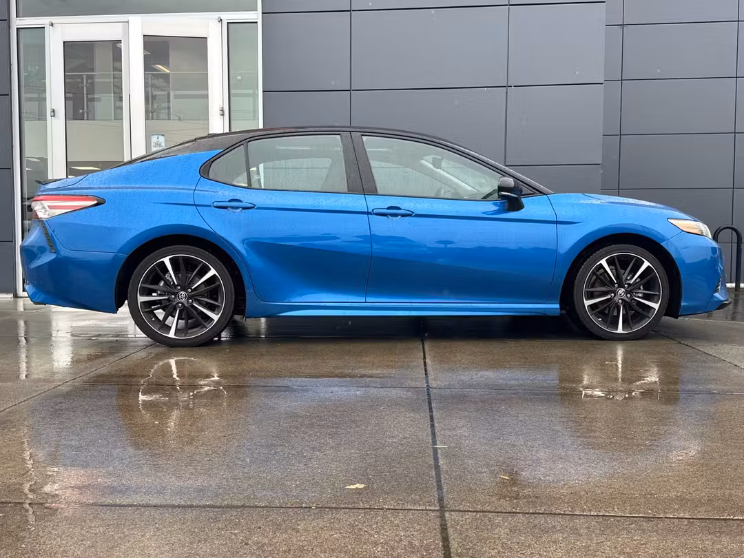 2019 Toyota Camry XSE - Image 2
