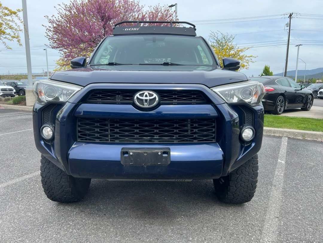 2018 Toyota 4Runner - Image 3