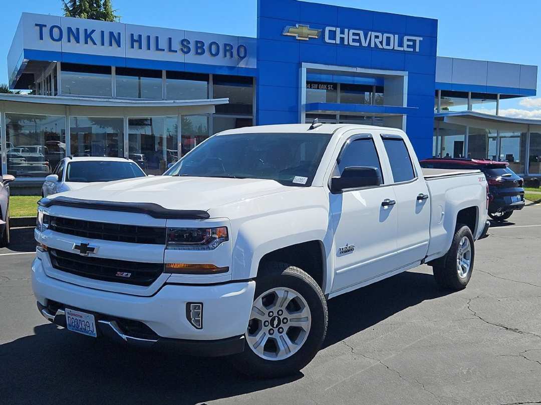 2018 Chevrolet Silverado 1500 LT - Image 2
