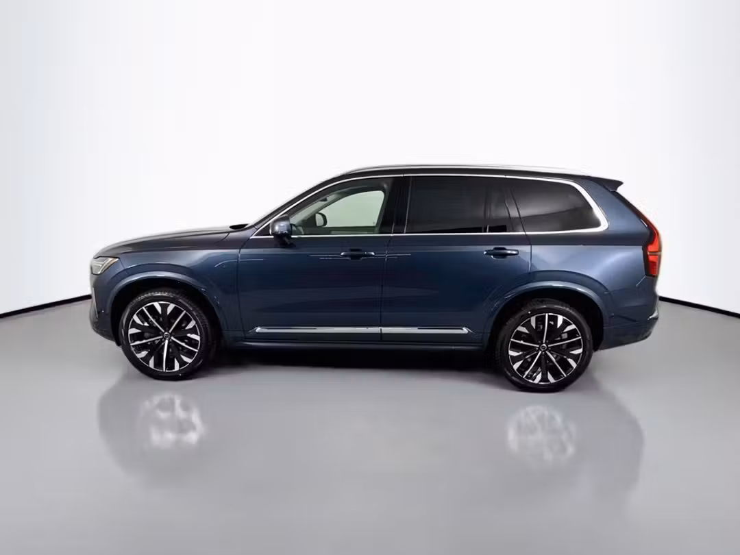 2026 Volvo Xc90 B6 Plus 7Seater - Image 2