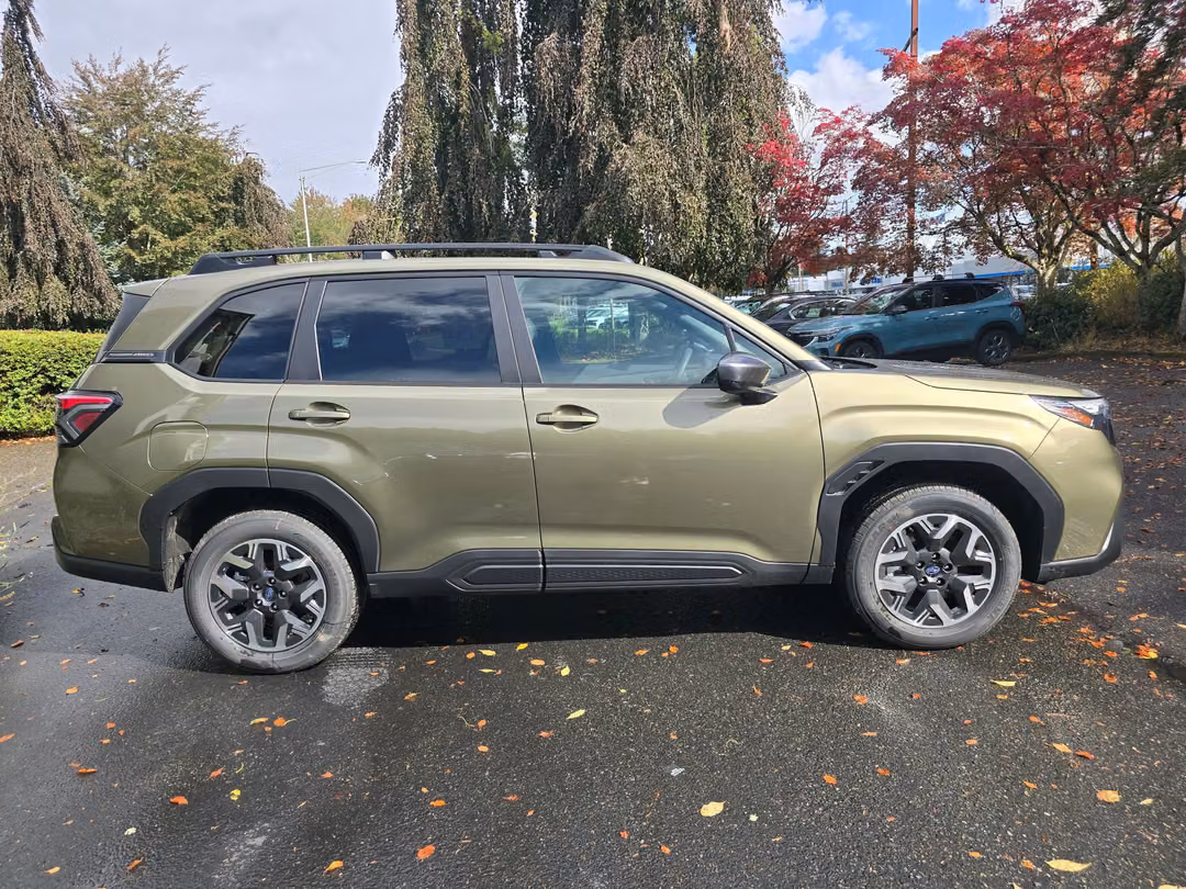 2026 Subaru Forester Premium - Image 3
