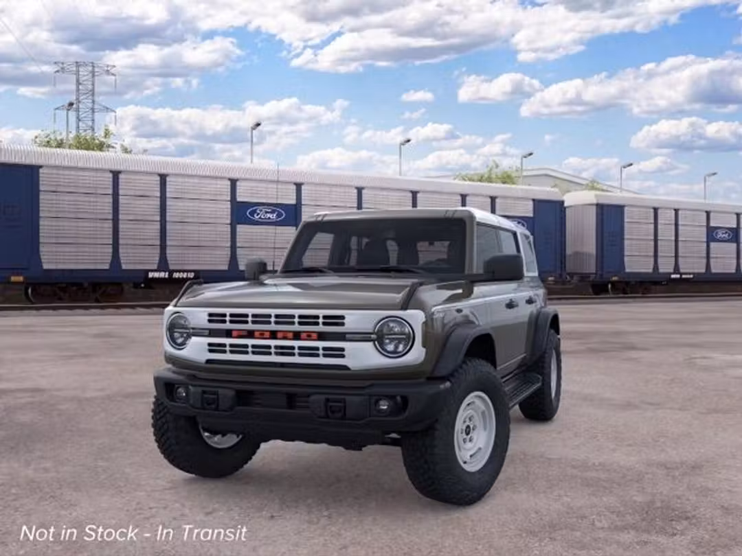 2026 Ford Bronco Heritage Edition - Image 2