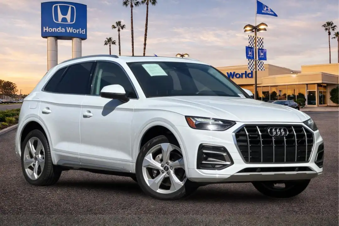 2021 Audi Q5 45 Premium Plus - Image 2