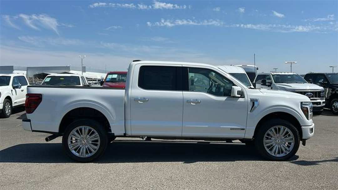 2026 Ford F-150 Platinum - Image 2