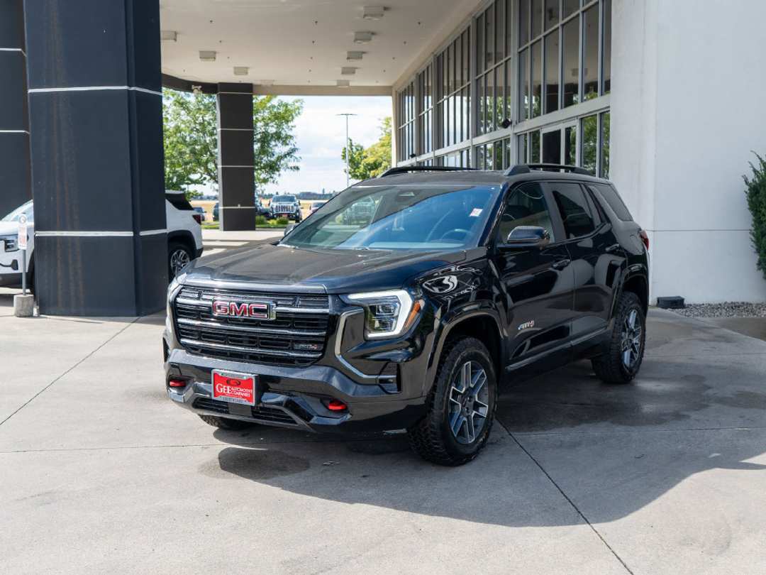 2027 GMC Terrain AT4 - Image 3