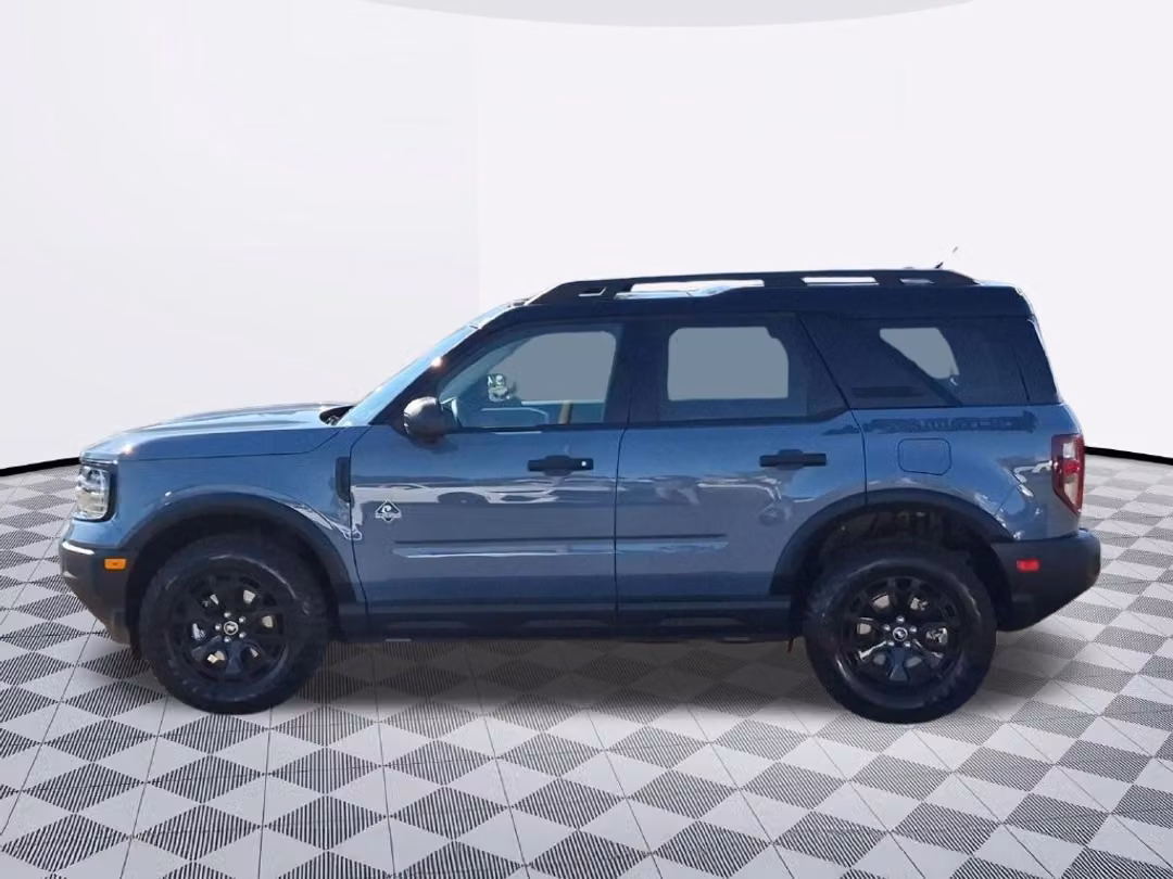 2026 Ford Bronco Sport Outer Banks - Image 3