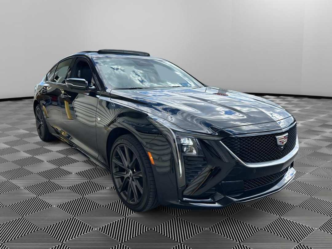 2025 Cadillac Ct5 Sport - Image 3